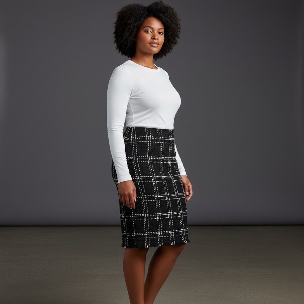 Harold’s Tweed plaid wool blend fringe hem pencil skirt